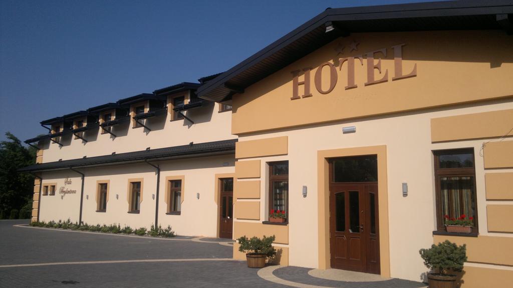 Hotel Diament - Zajazd U Przemka Zgierz Exterior foto